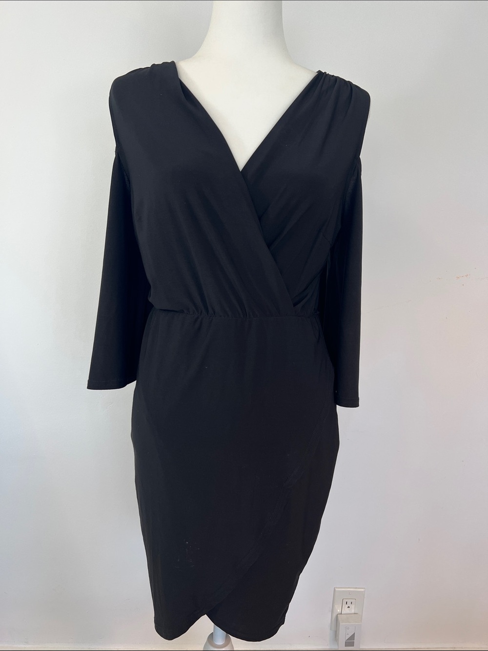Venus Size Small Black Wrap-Front Long Sleeve Dress